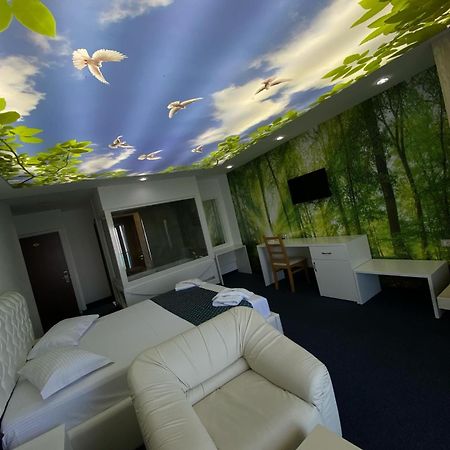 Hotel Pogradeci 2 Tushemisht エクステリア 写真