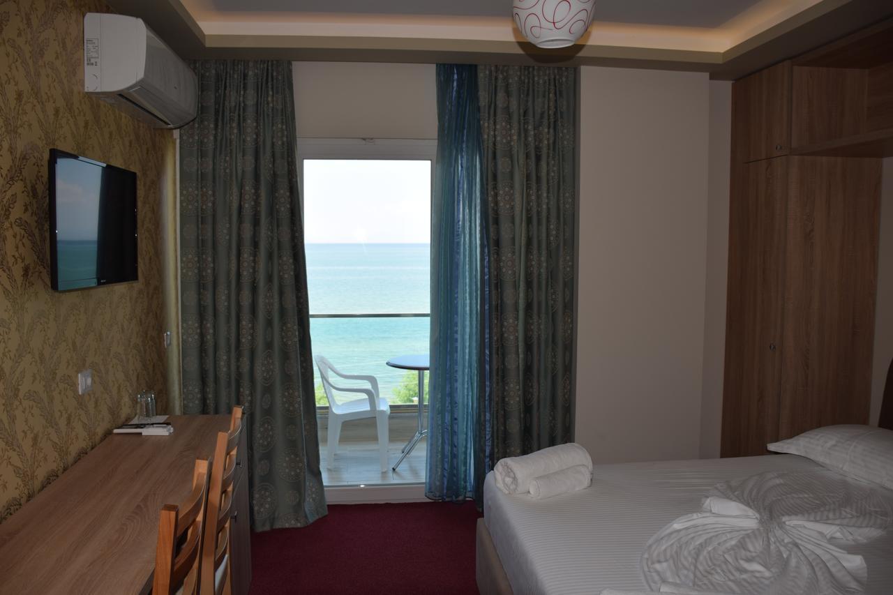 Hotel Pogradeci 2 Tushemisht エクステリア 写真